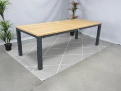 Te Velde Tuinmeubelen Palazzo Teak Tuintafel 240